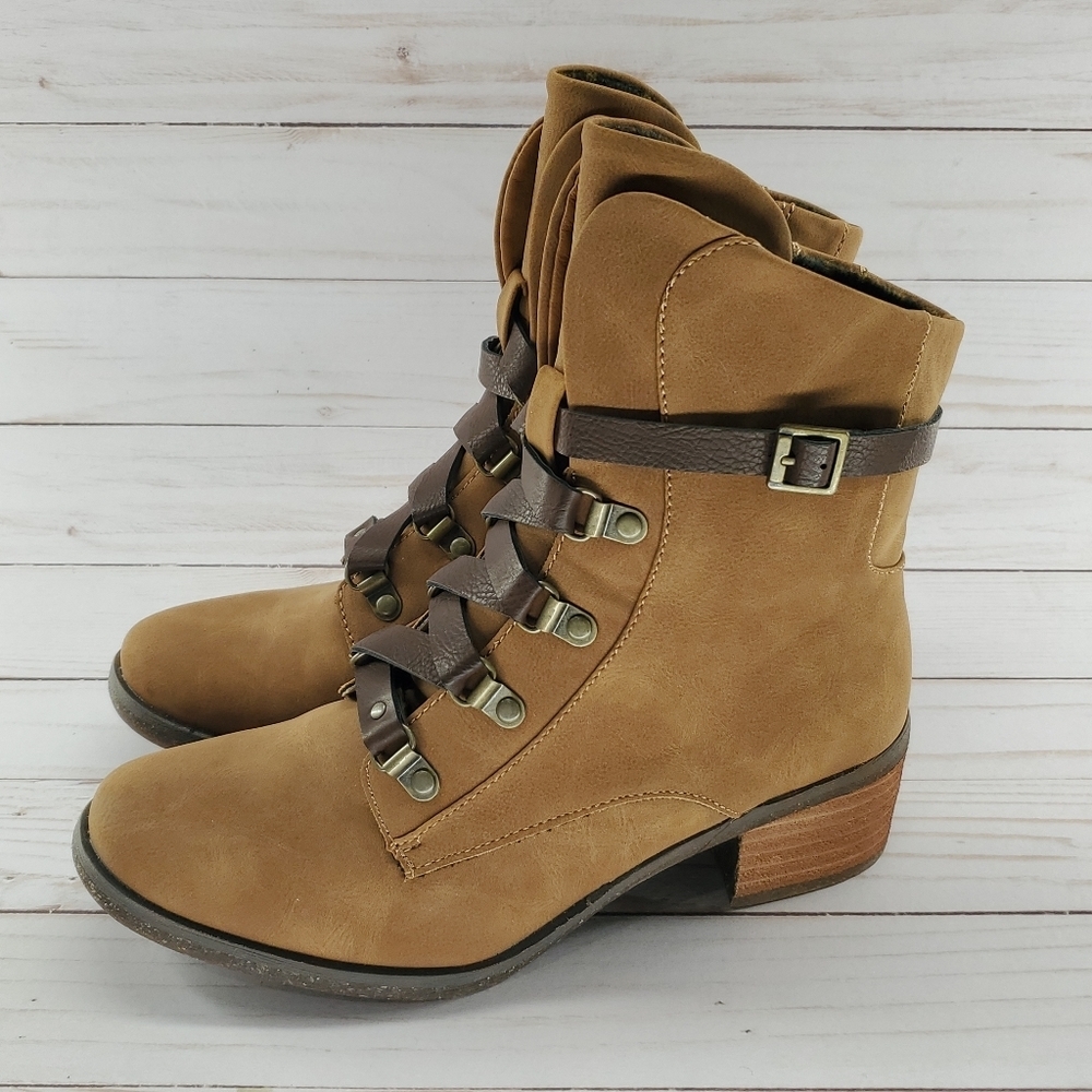 NWOT Korks Reese Tan Dark‎ Brown Nubuck Modern Short Riding Boot Size 7M